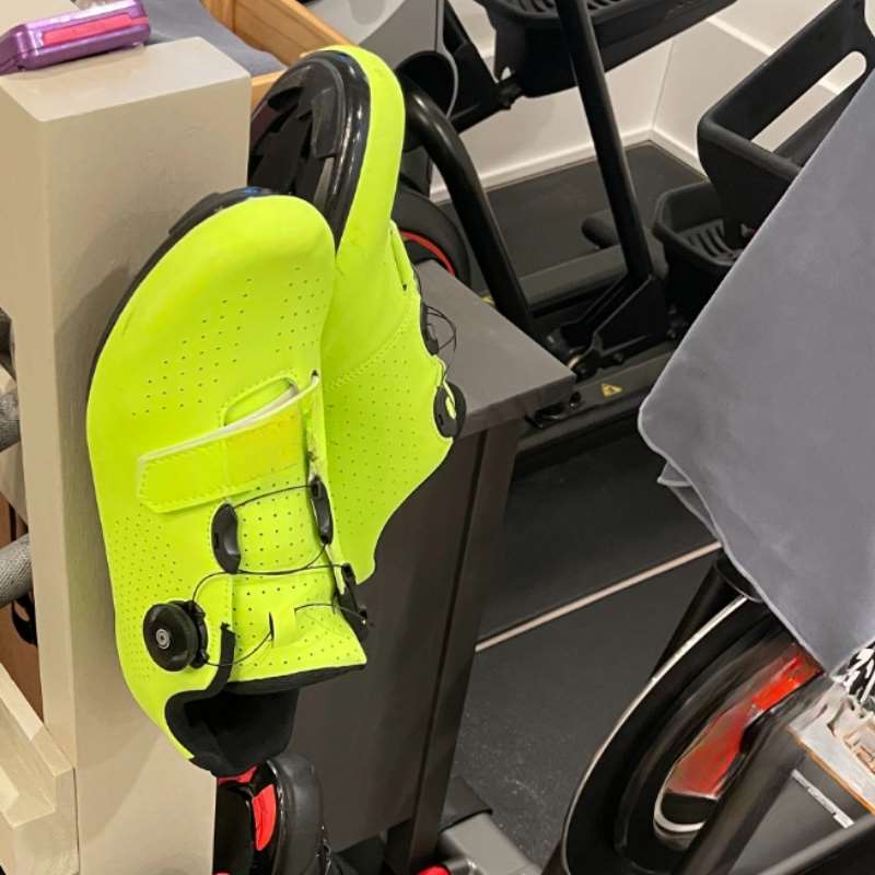 Быстросъемный настенный держат – обзор и цена Cycling Gear Wall Organizer